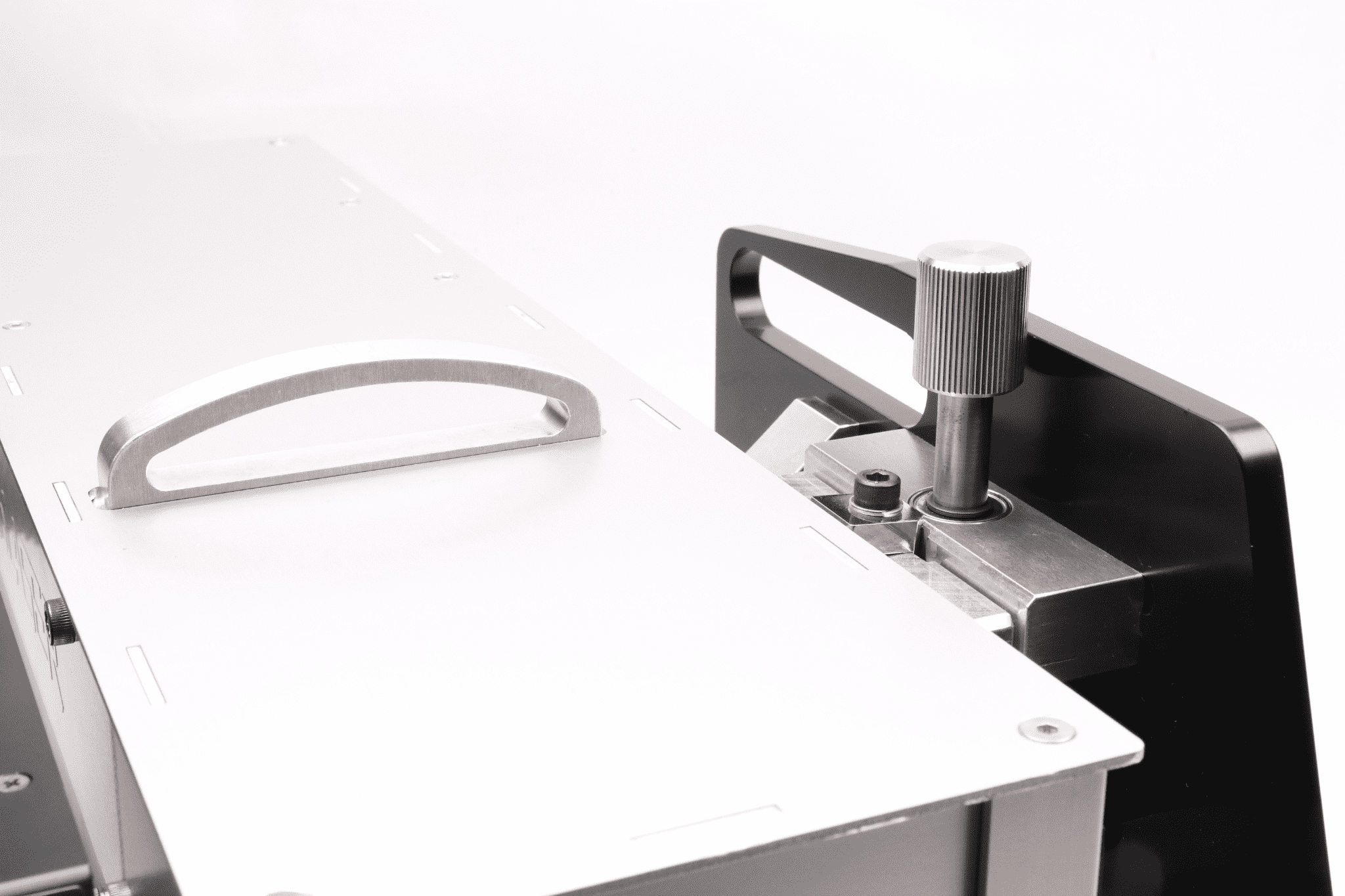 HubLASER Mini Enclosure レーザーマーカー 正面